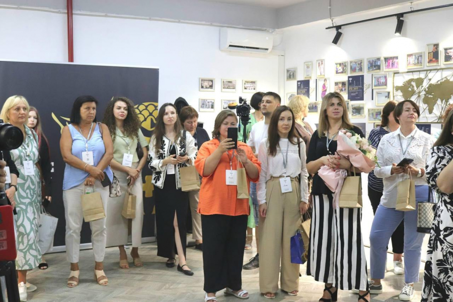 В Калуше открылся музей медицинской одежды In White