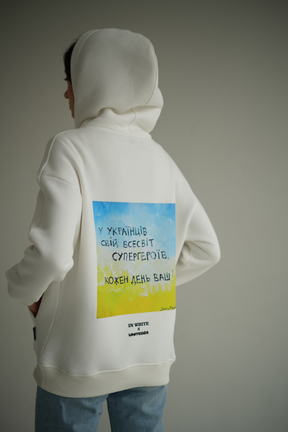 Худі 2400 Принт "У українців свій всесвіт супергероїв. Кожен день ваш" - фото 4